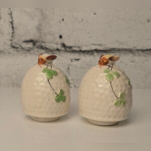 Vintage Japan Bee Beehive Salt Pepper Shakers Ceramic Honeybee Set